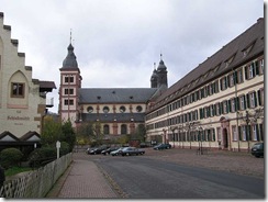 800px-Amorbach_Kloster_1