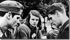 introweisserosedreigjpg100_v-ARDAust[1]